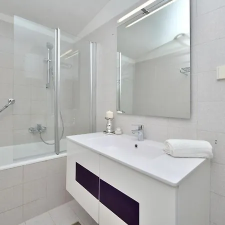 Seaside House Privlaka, Zadar - 22867 Ferienhaus